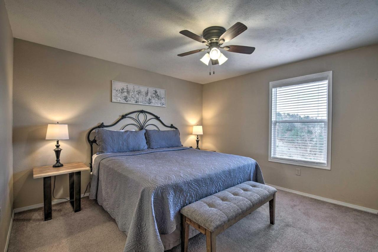 Branson Escape With Shared Pool, 5 Mi To Lake! Bagian luar foto